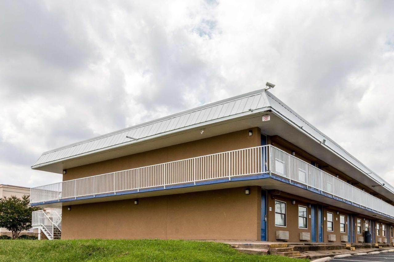 Econo Lodge Mineral Wells Esterno foto