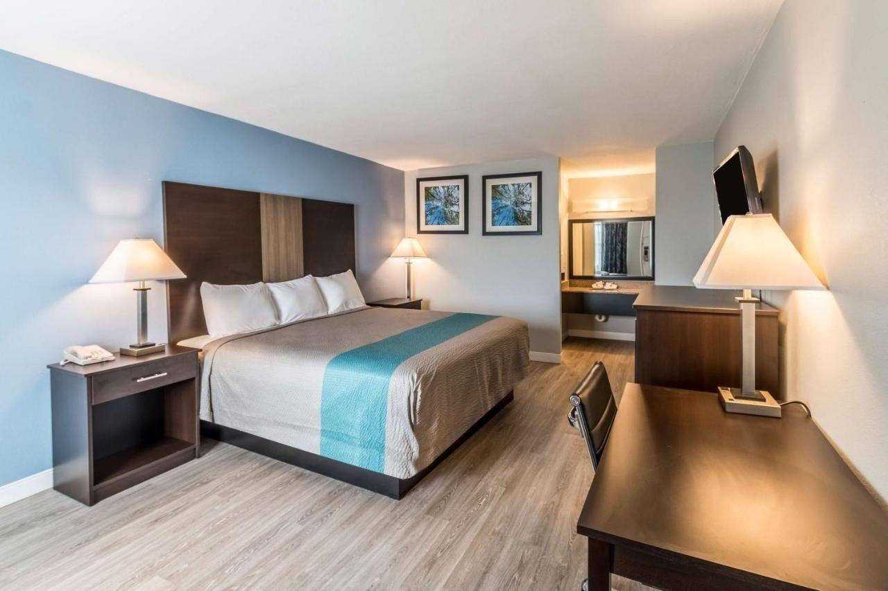 Econo Lodge Mineral Wells Esterno foto