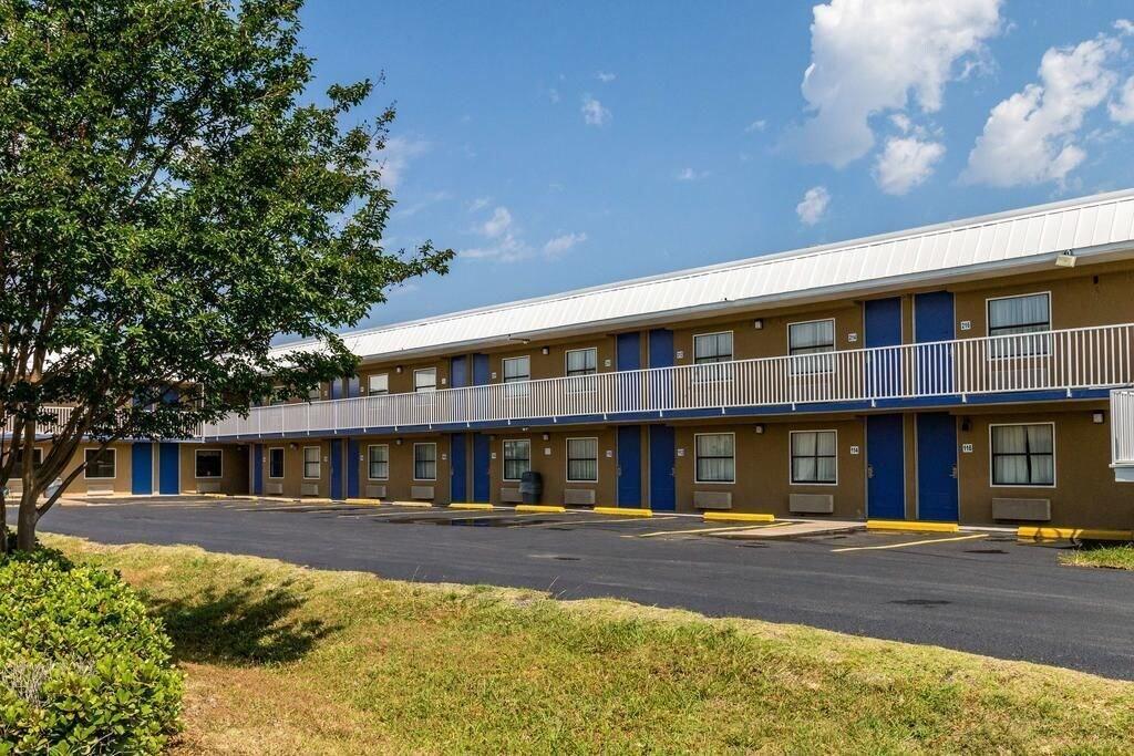 Econo Lodge Mineral Wells Esterno foto