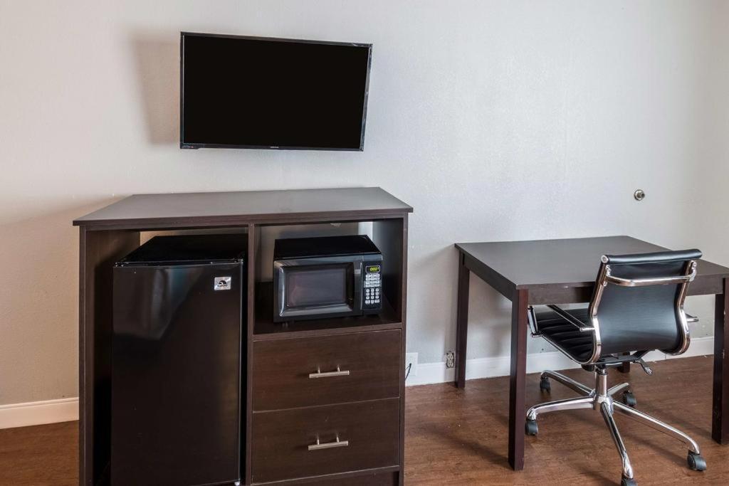 Econo Lodge Mineral Wells Esterno foto